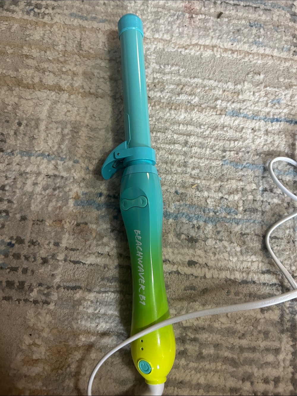 Beachwaver B1 Teal and Lime Curling Iron